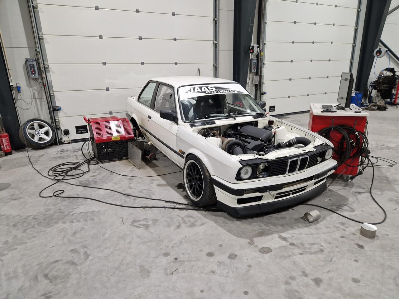 BMW E30 — JAAS Performance