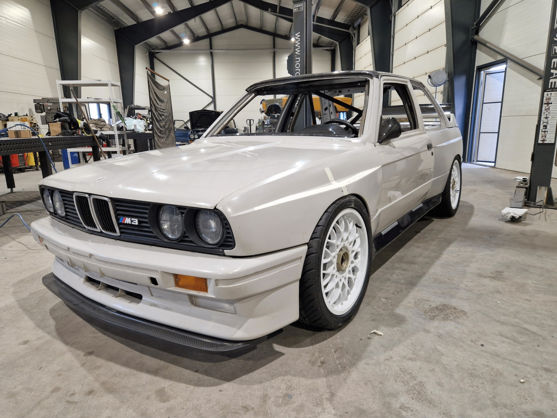E30 M3 Tribute